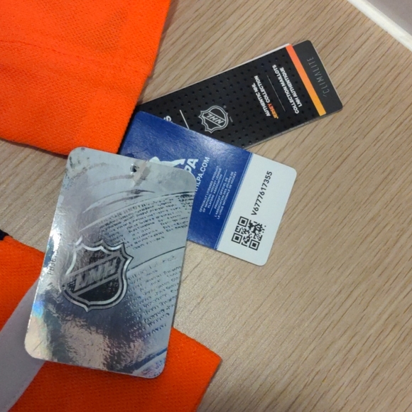 Authentic Adidas Oilers McDavid Jersey 52 L Large - Picture 3 of 10